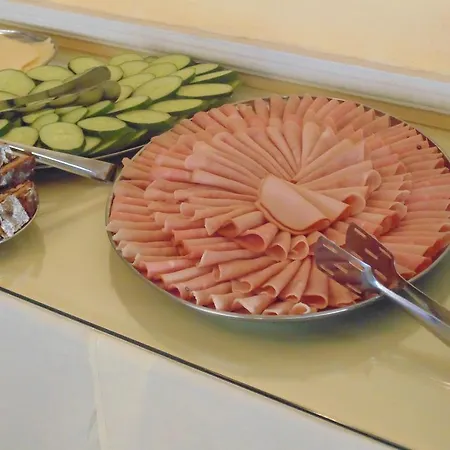 호텔 Europa Olympiakí Aktí