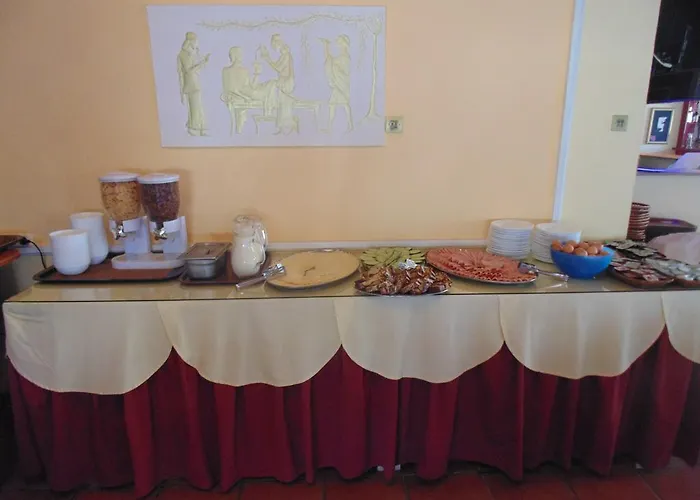 Отель Europa 3*