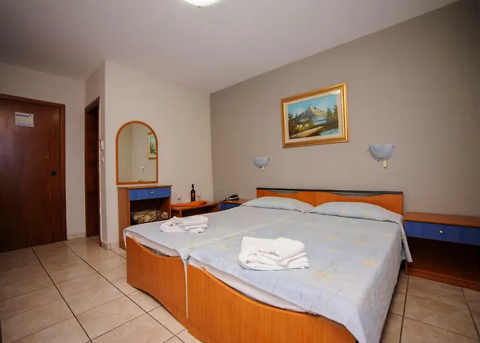 Europa Отель 3*