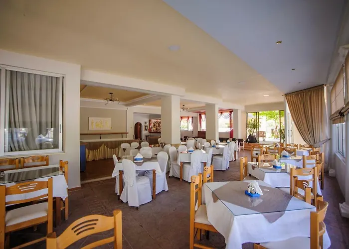 Отель Europa Олимпиаки-Акти