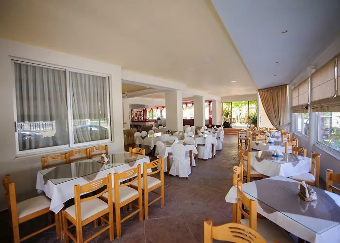 Отель Europa 3*