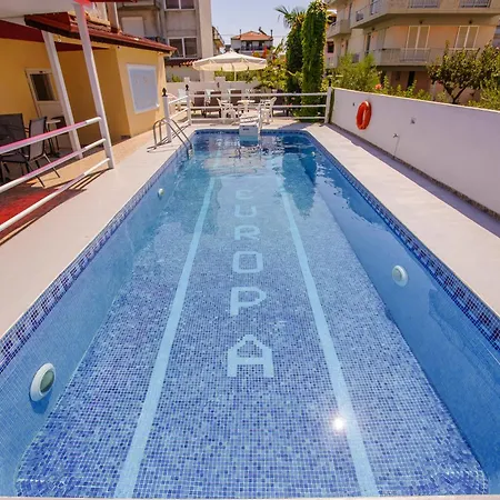 Europa 3*